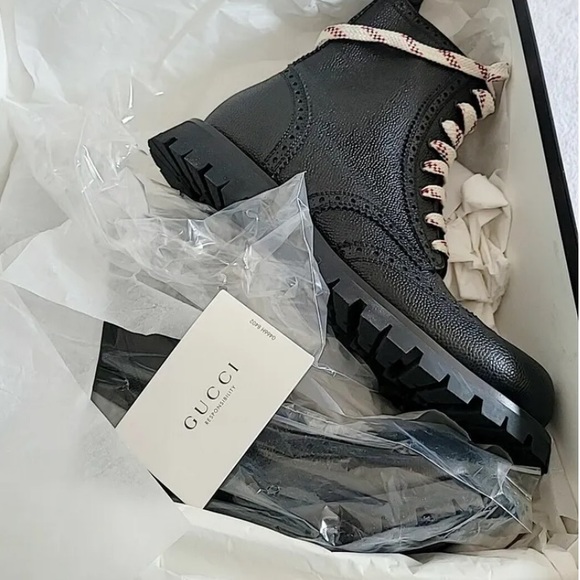 Gucci
Leather lace up boot - Picture 6 of 11